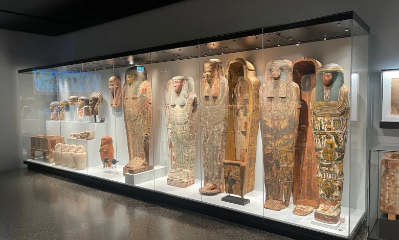Egyptian artifacts on display at a museum in Basel, Switzerland - Photo: Creative Commons