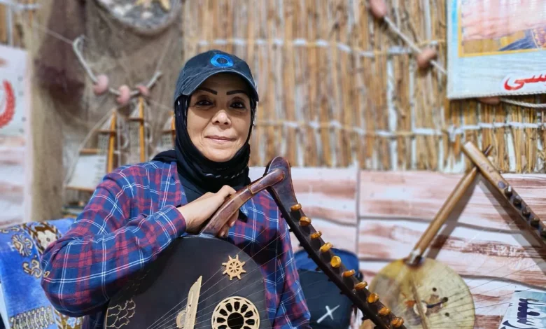 Fatima Al-Morsi, the first female player of the Simsimiyya