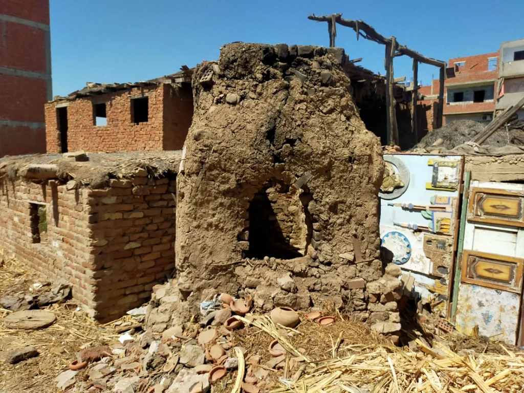 Fawakhir Talkha: The Story of Egypt’s Abandoned Pottery Capital فواخير مدينة طلخا تصوير عبدالرحمن الأمديدي