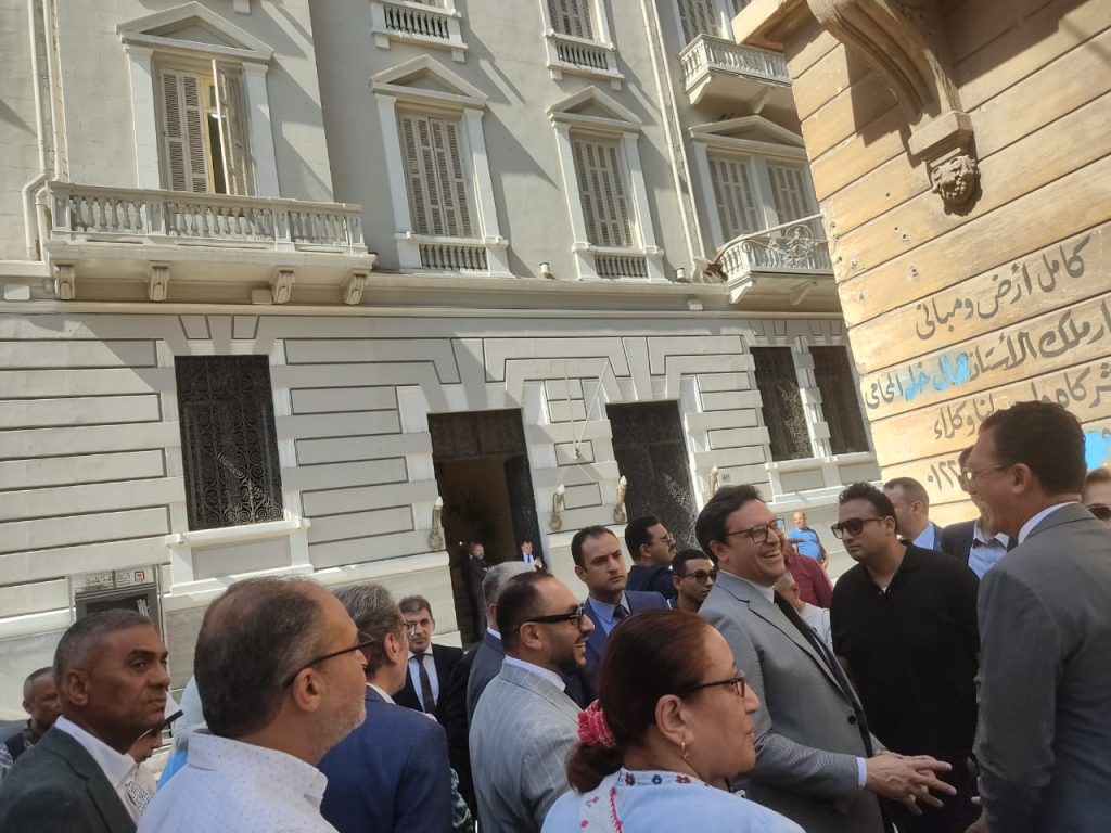 Minister of Culture in front of the Venetian Palace. Photo by Doaa Abdelhamid