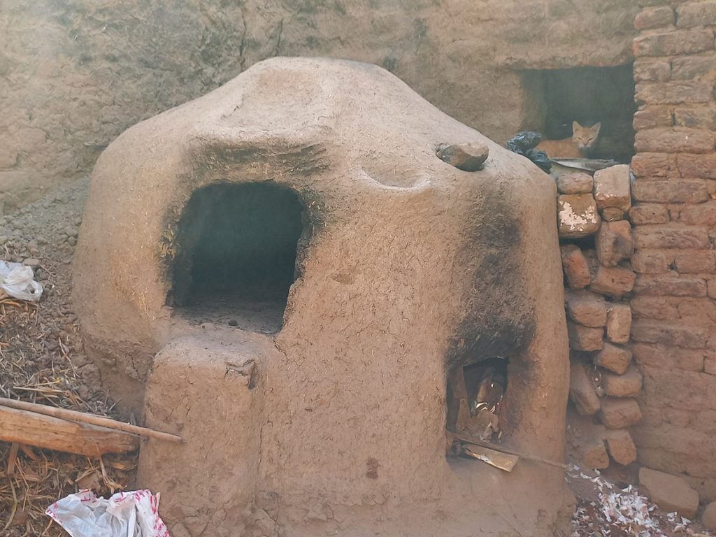 The local oven... Photo by Asmaa El-Sharkawy