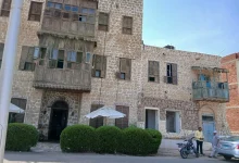 The facade of Sheikh Tawfiq's house (Al-Qasir Hotel) today. Photo - Esraa Muhareb