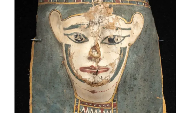 The Egyptian cartonnage collection recovered from Australia.Photo from the Invaluable auction house.