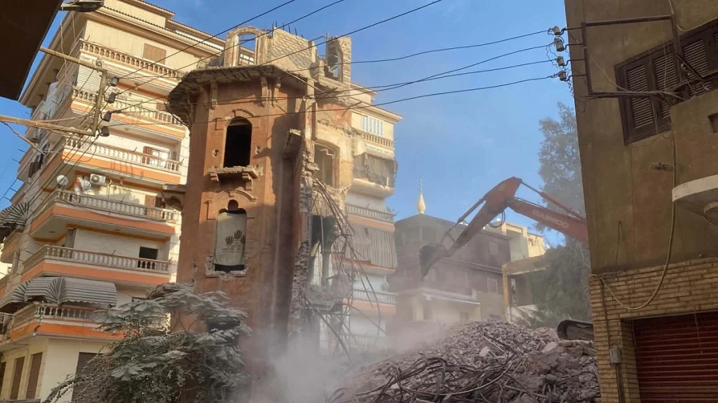 Demolition of the Red Palace in Mansoura