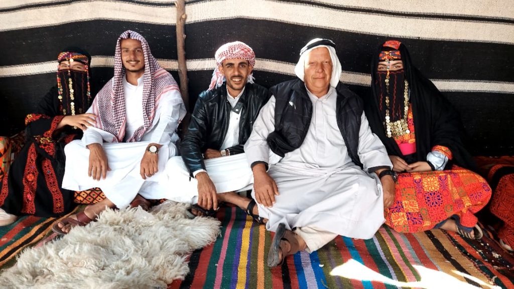 Scenes from the Sinai wedding at the New Valley International Festival of Traditional Sports and Identity”
Photo: Hadeer Mahmoud