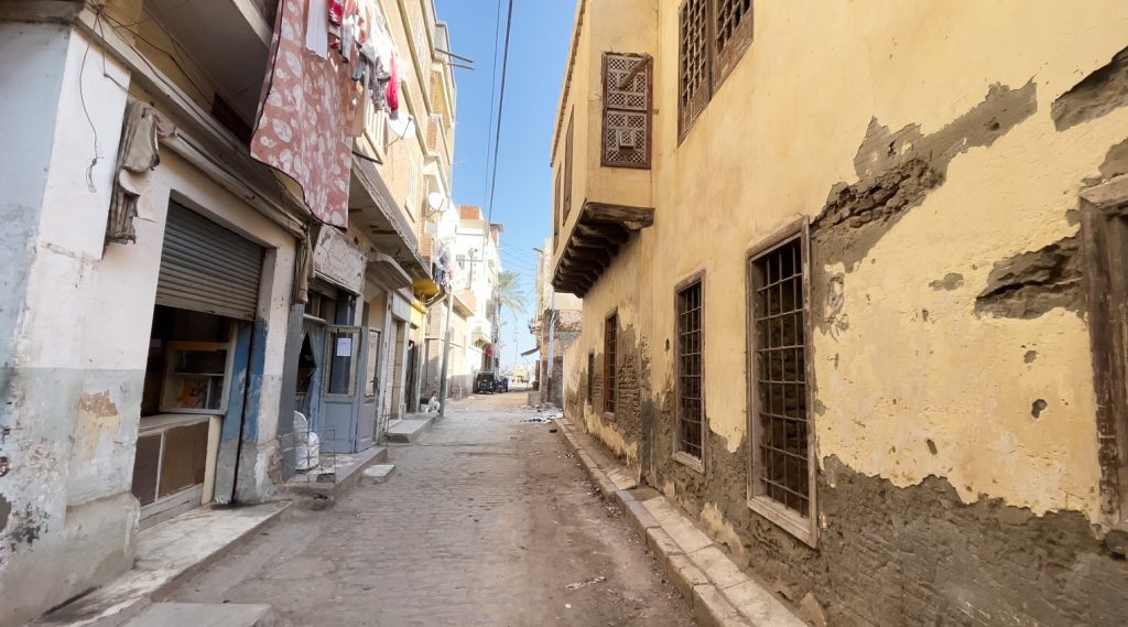 شارع حمام عزوز