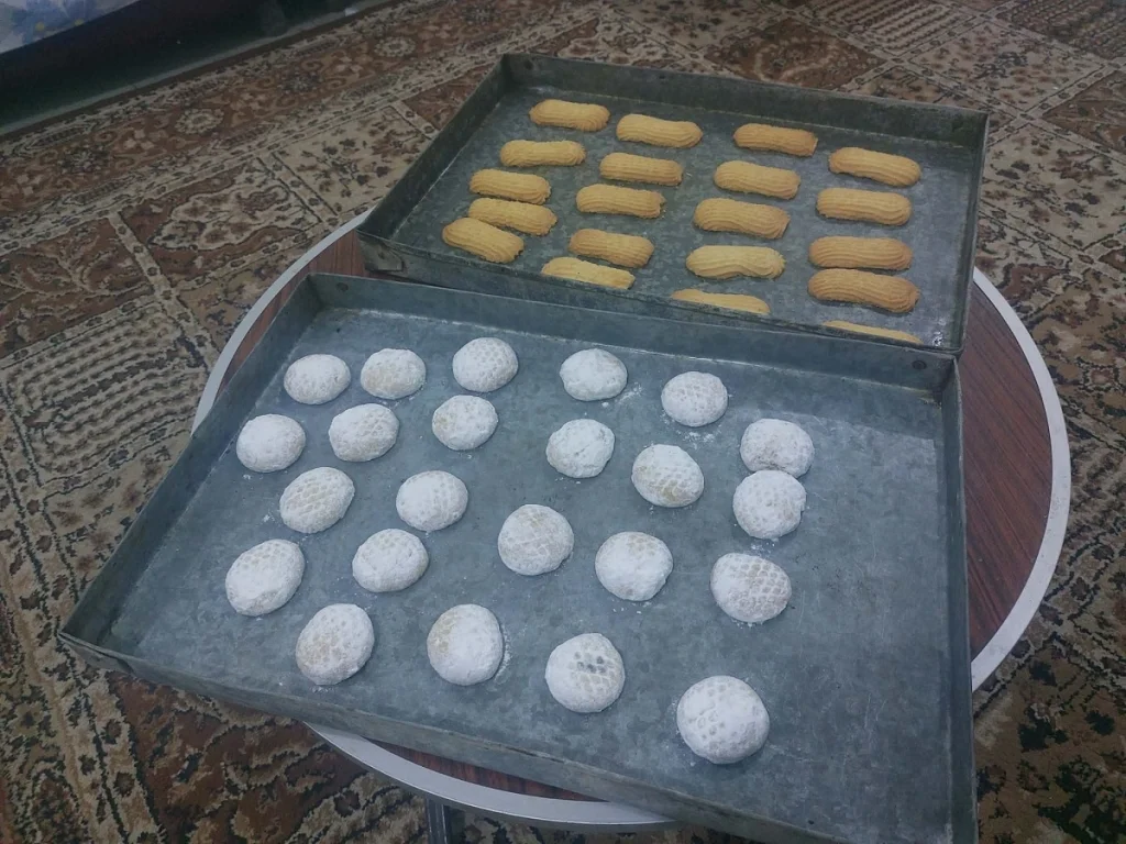 Where the Whole Neighborhood Bakes: Minya’s Communal Eid Cookie Tradition kahk top