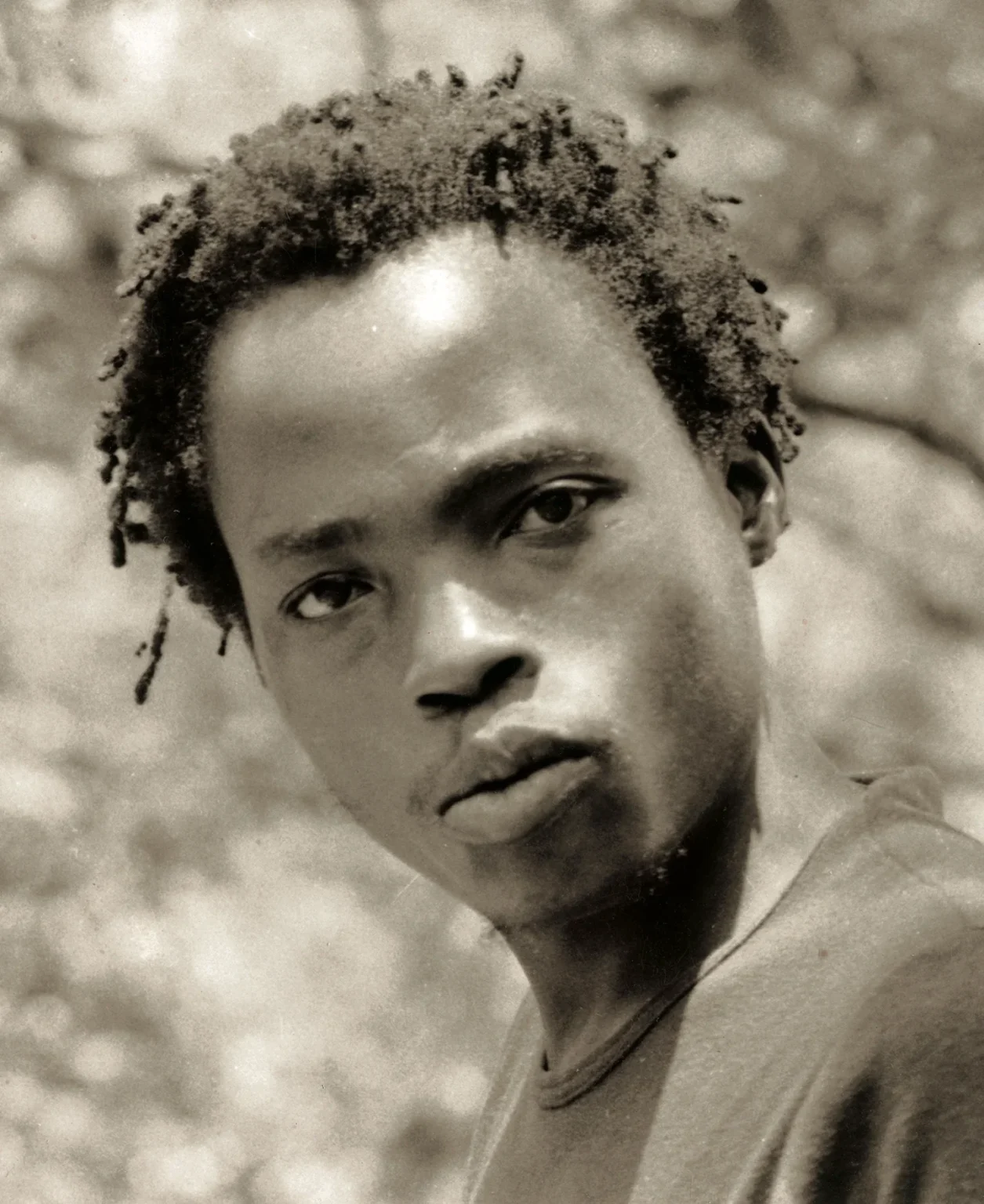 Dambudzo Marechera autor de The House of Hunger 2000x 1255x1536